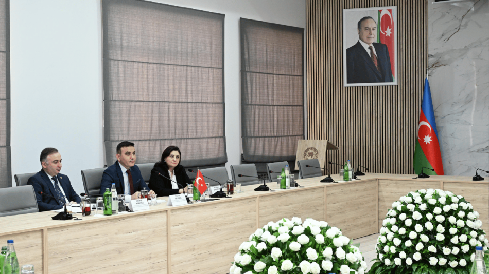 Azerbaycan Sendikalar Konfederasyonu (ATUC - Azərbaycan Həmkarlar İttifaqları Konfederasiyası) ile görüşme